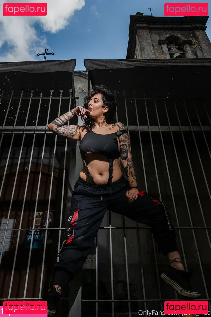 julh4_free Onlyfans Photo Gallery 