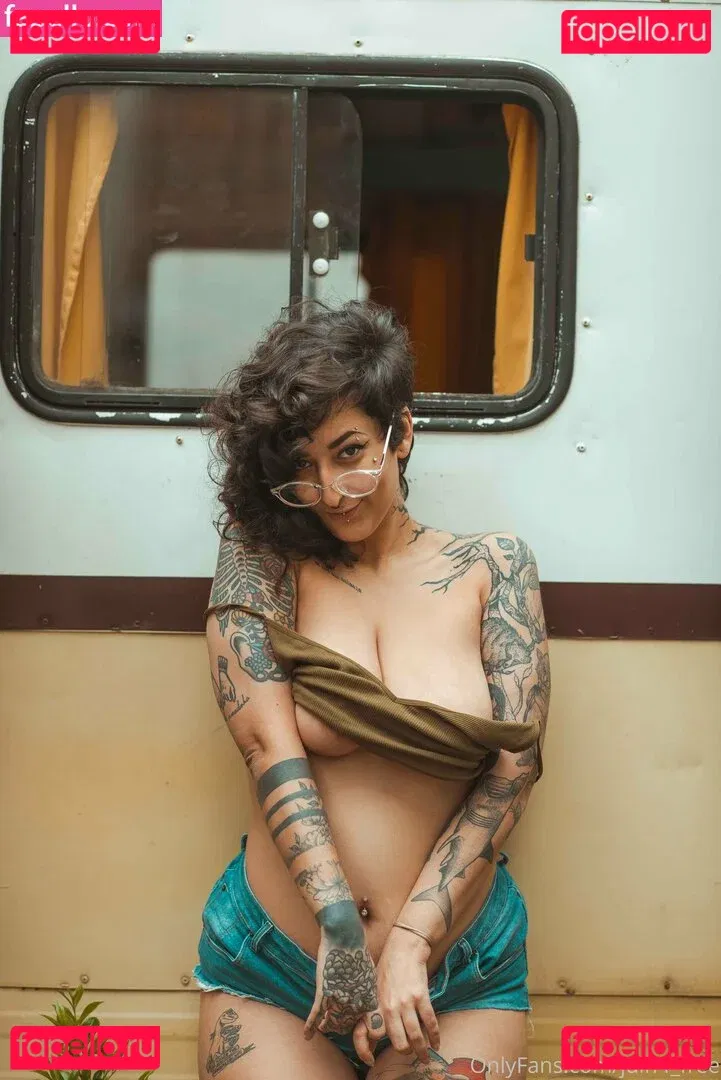 julh4_free Onlyfans Photo Gallery 