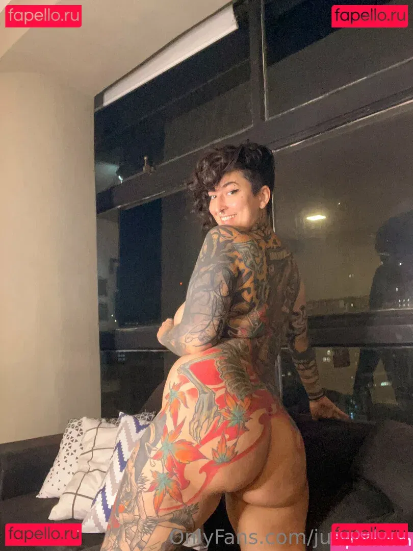 julh4_free Onlyfans Photo Gallery 