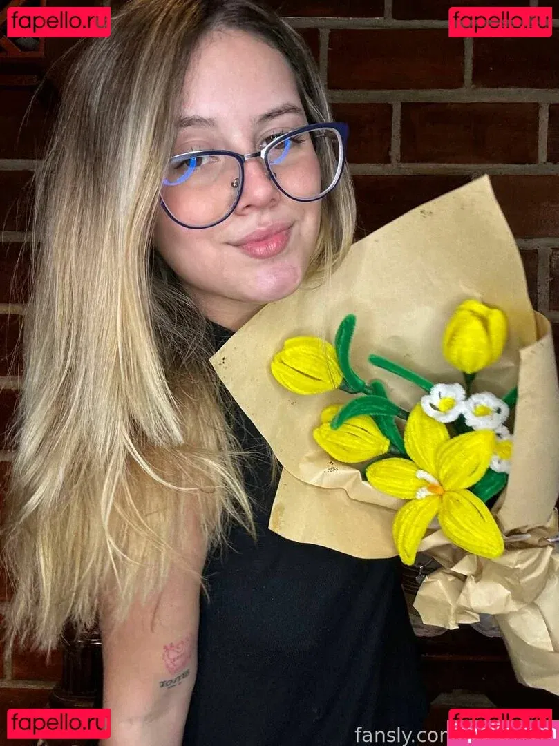 paovalen Onlyfans Photo Gallery 