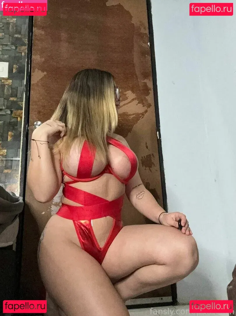 paovalen Onlyfans Photo Gallery 