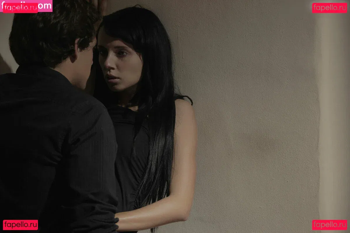 Gina Devine Onlyfans Photo Gallery 