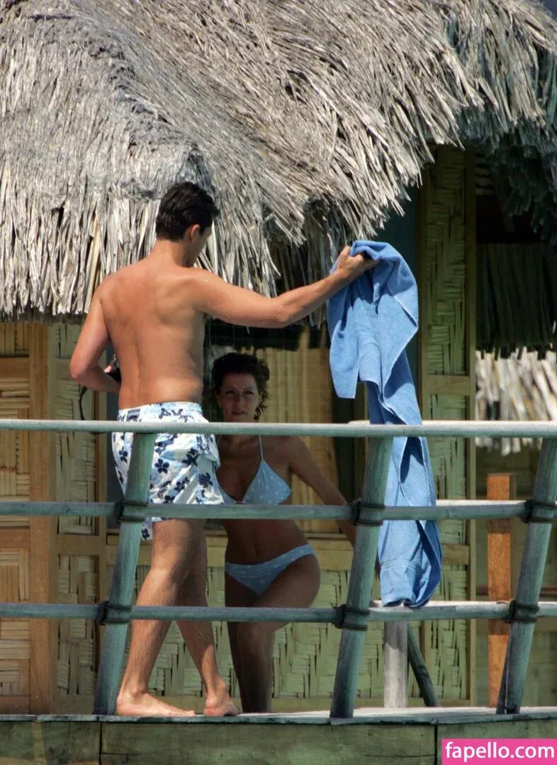 Natasha Kaplinsky Onlyfans Photo Gallery 