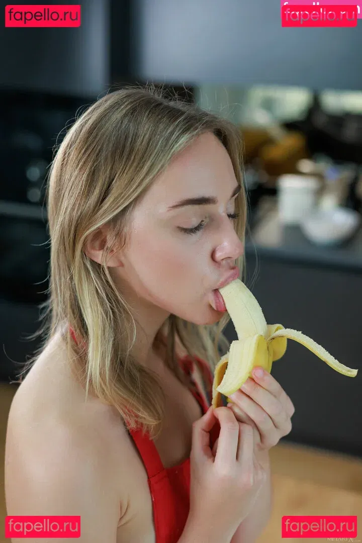 Oxana Chic Onlyfans Photo Gallery 