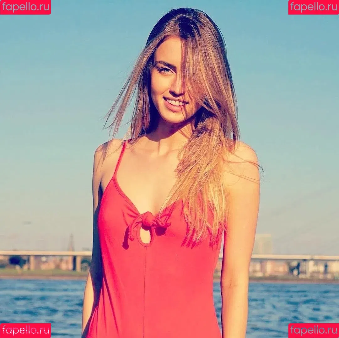 Manuela Apitzsch (maapi90) Onlyfans Photo Gallery 