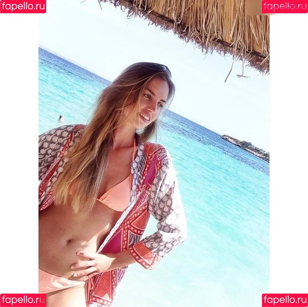 Manuela Apitzsch (maapi90) Onlyfans Photo Gallery 