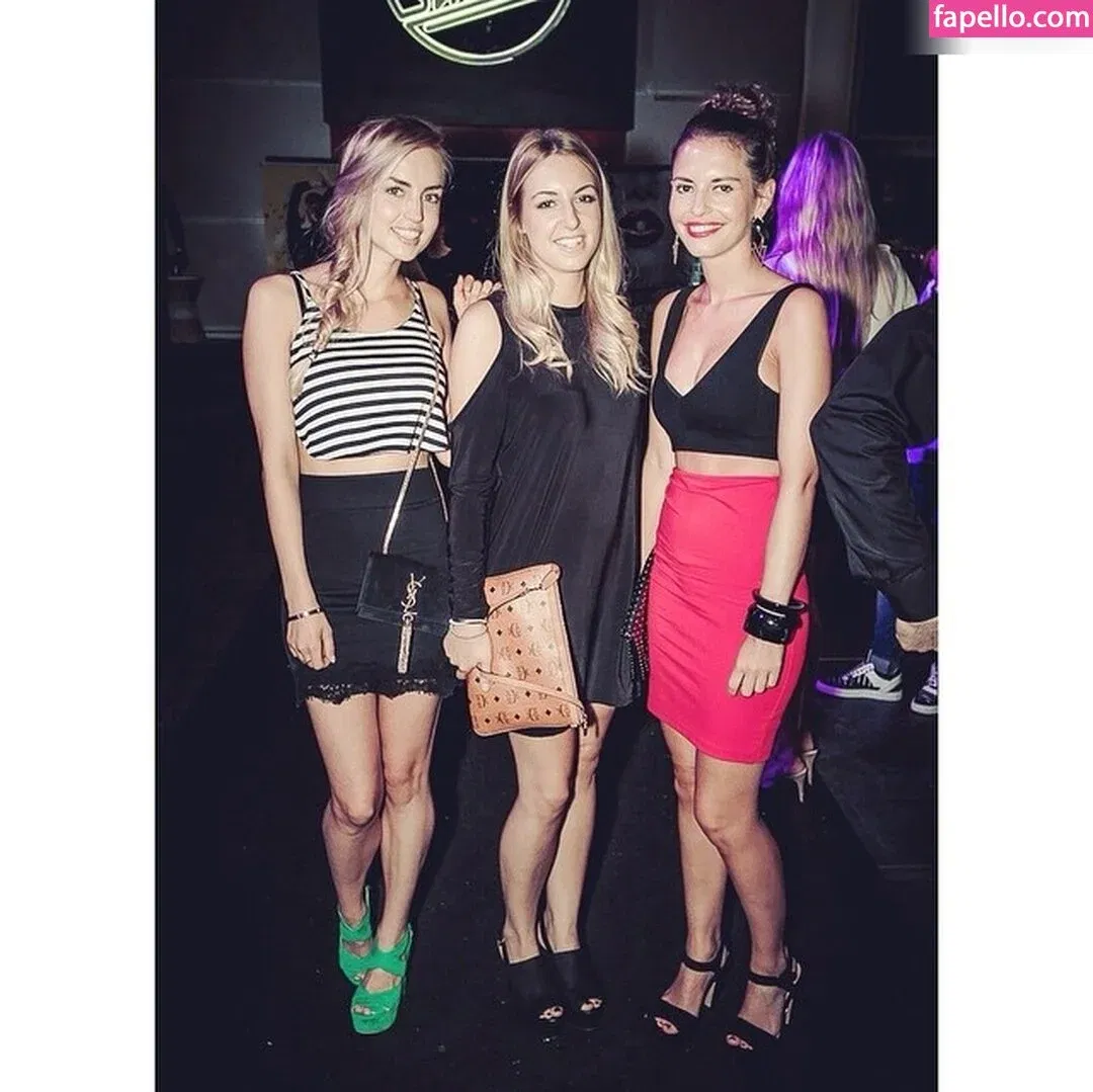 Manuela Apitzsch (maapi90) Onlyfans Photo Gallery 