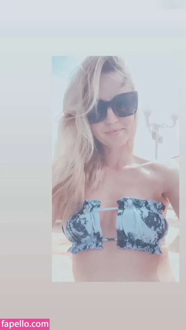 Manuela Apitzsch (maapi90) Onlyfans Photo Gallery 