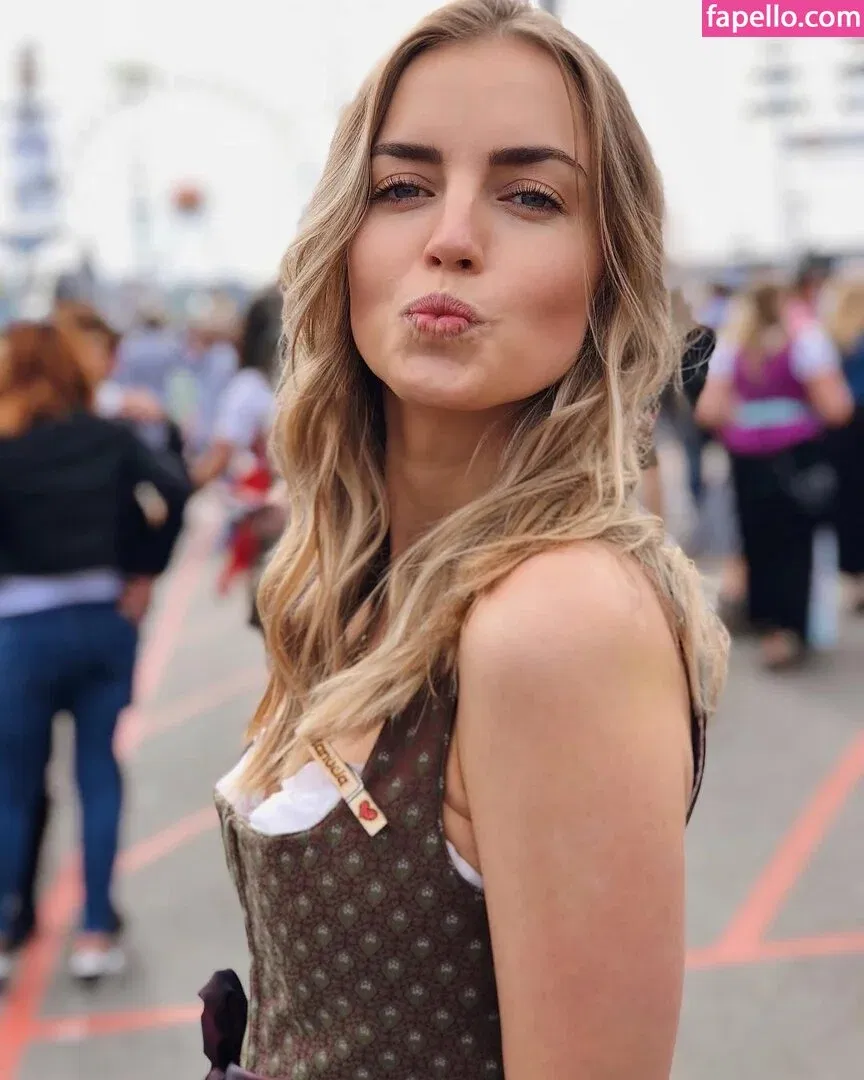 Manuela Apitzsch (maapi90) Onlyfans Photo Gallery 