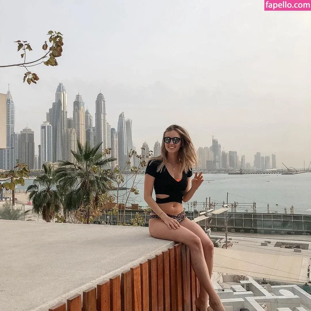 Manuela Apitzsch (maapi90) Onlyfans Photo Gallery 