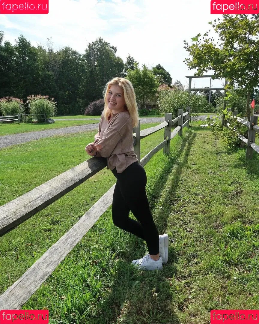 Elsuzannee Onlyfans Photo Gallery 