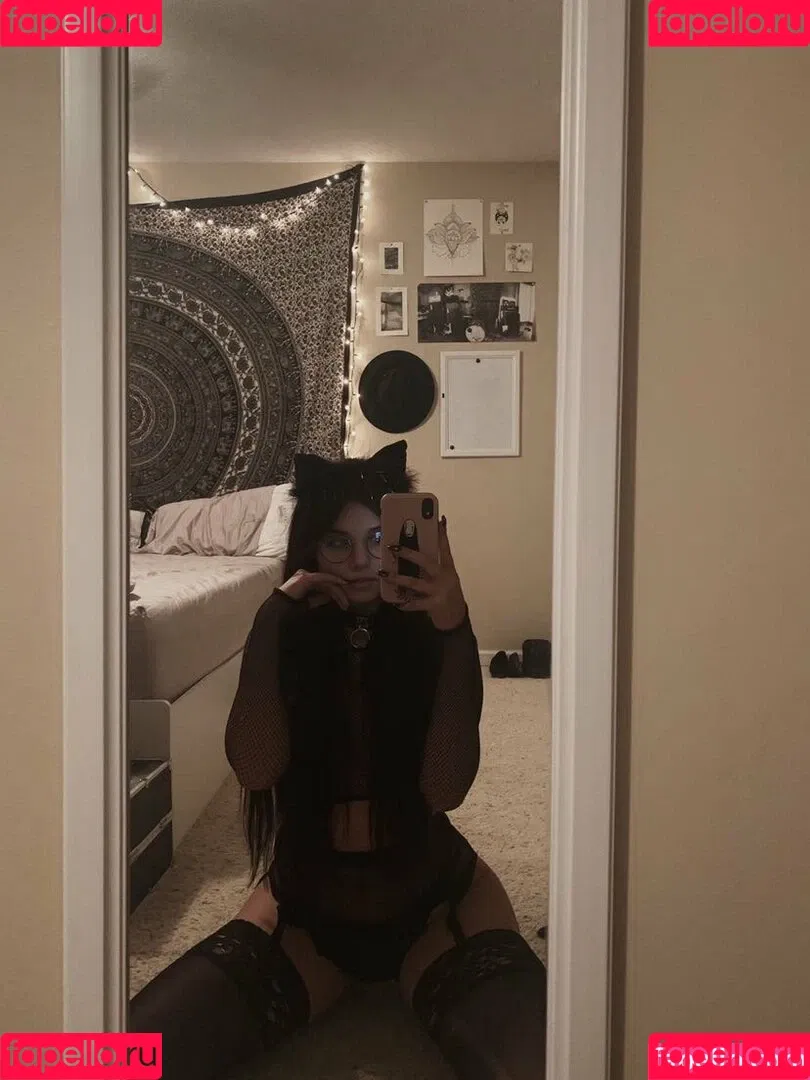 nonsalemwitch Onlyfans Photo Gallery 
