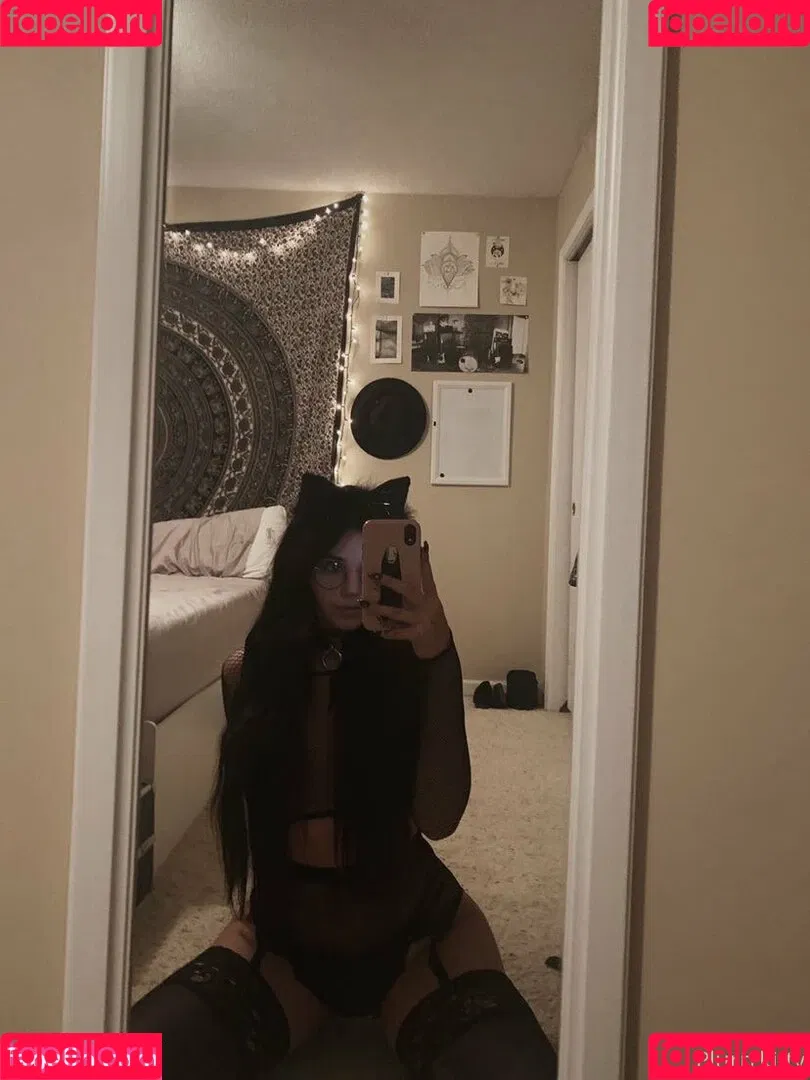 nonsalemwitch Onlyfans Photo Gallery 