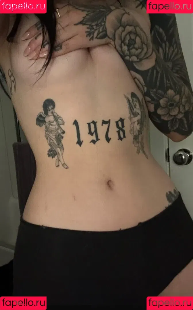 nonsalemwitch Onlyfans Photo Gallery 