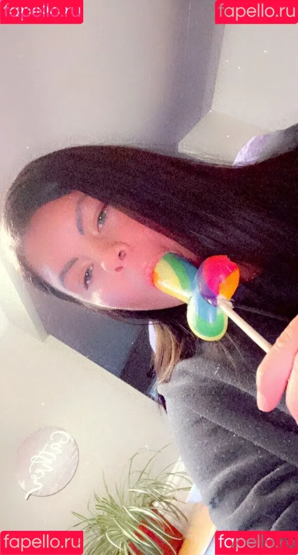 katiesvip Onlyfans Photo Gallery 
