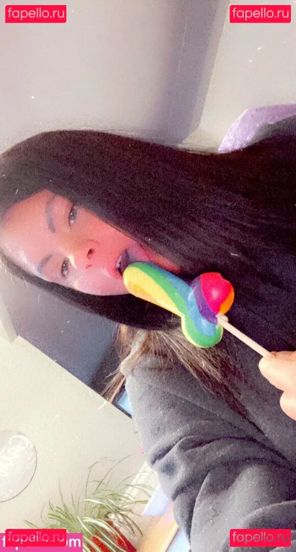 katiesvip Onlyfans Photo Gallery 