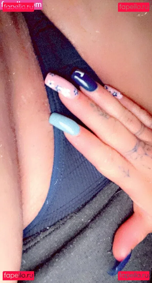 katiesvip Onlyfans Photo Gallery 