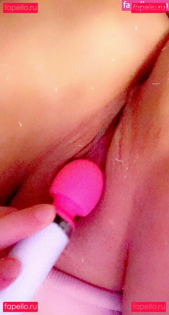 katiesvip Onlyfans Photo Gallery 