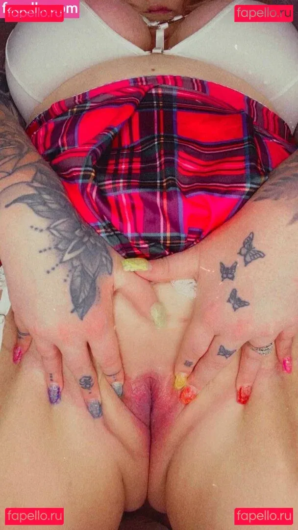 katiesvip Onlyfans Photo Gallery 