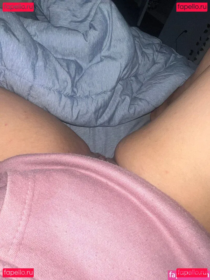 katiesvip Onlyfans Photo Gallery 