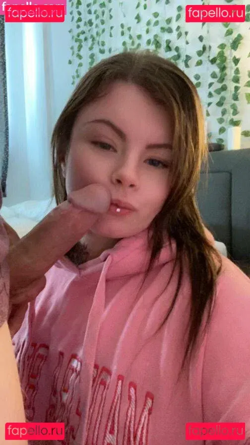 katiesvip Onlyfans Photo Gallery 