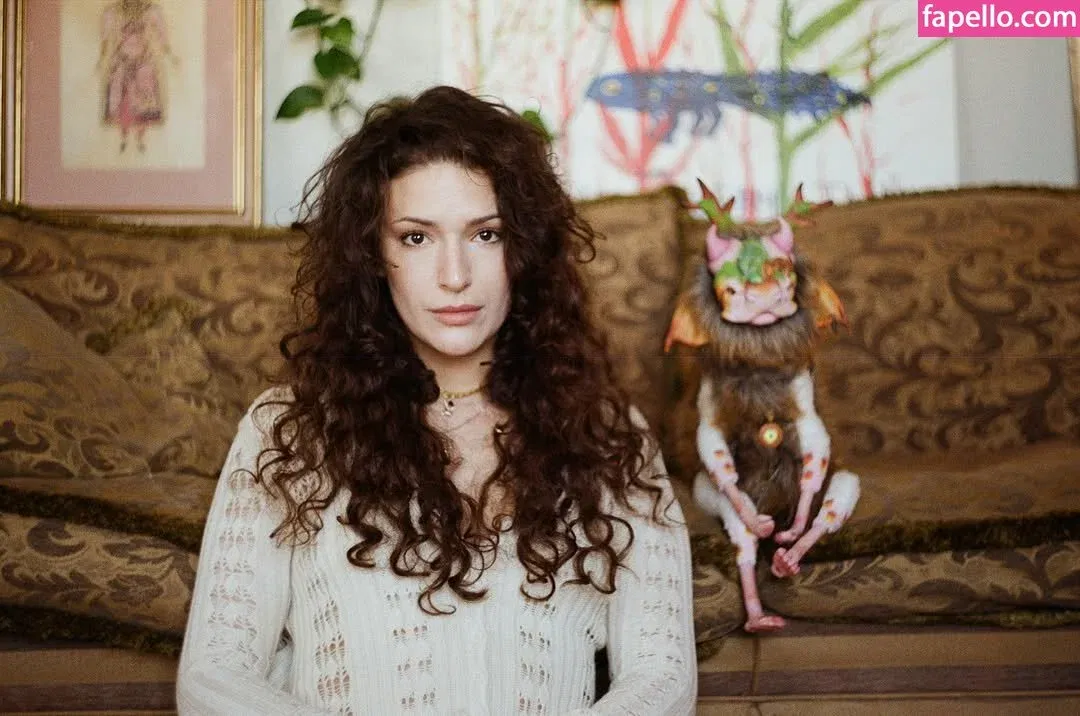 Sofya Volodchinskaya Onlyfans Photo Gallery 