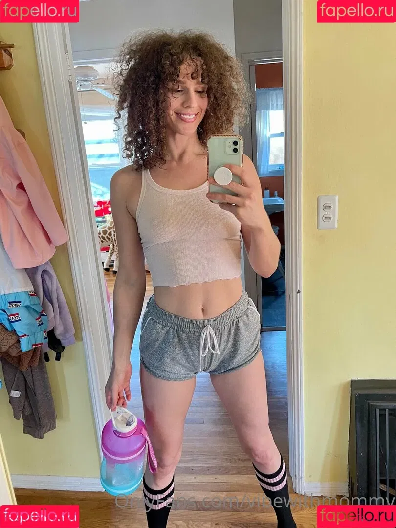 vibewithmommy Onlyfans Photo Gallery 