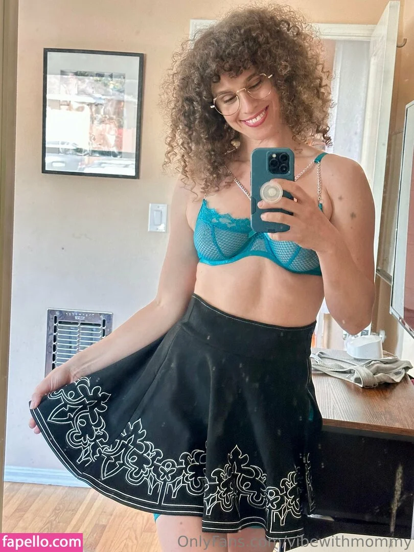 vibewithmommy Onlyfans Photo Gallery 