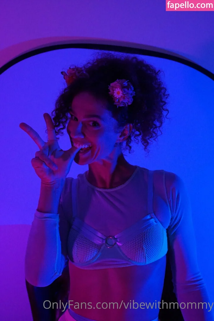 vibewithmommy Onlyfans Photo Gallery 