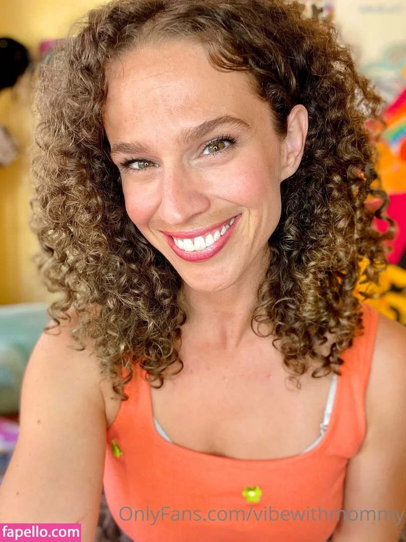 vibewithmommy Onlyfans Photo Gallery 