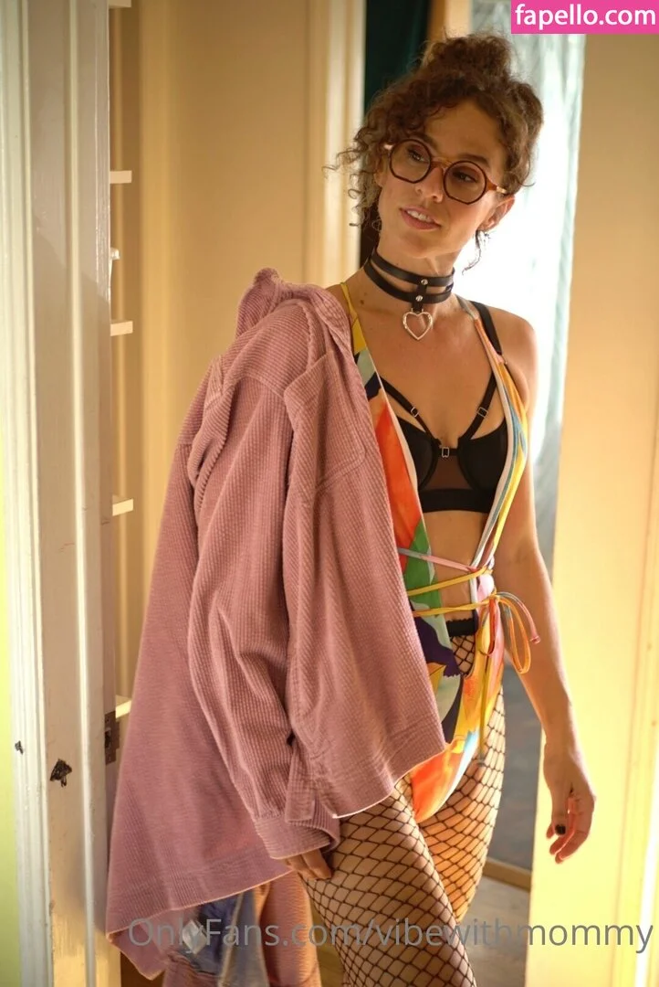 vibewithmommy Onlyfans Photo Gallery 
