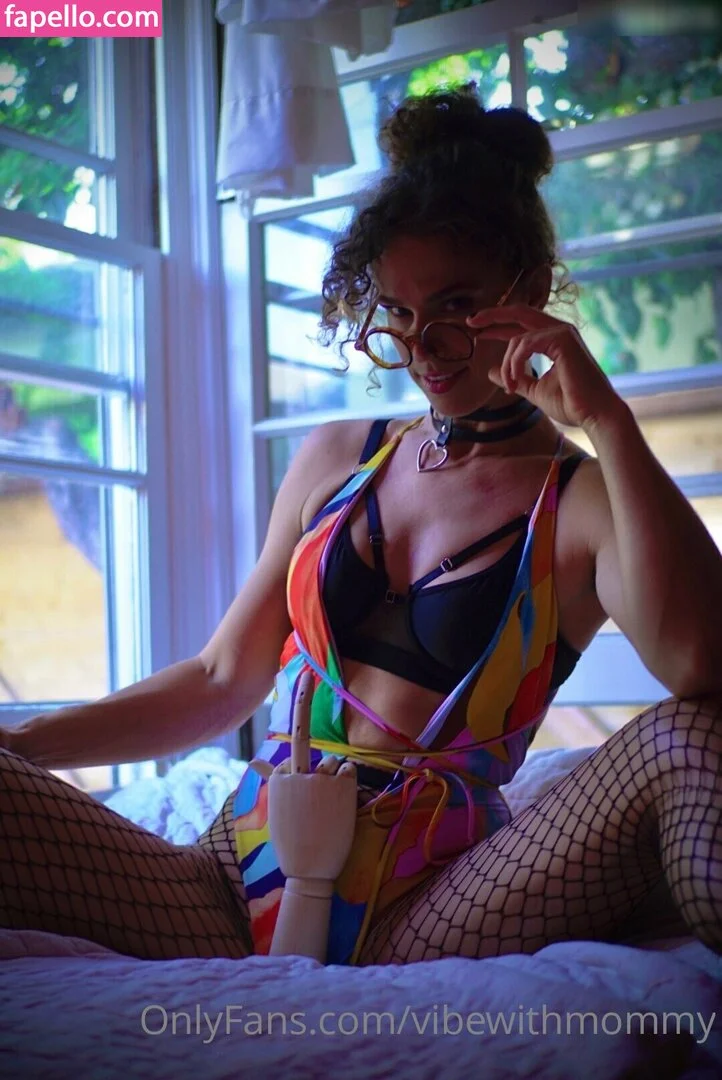vibewithmommy Onlyfans Photo Gallery 