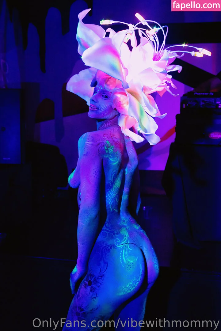 vibewithmommy Onlyfans Photo Gallery 