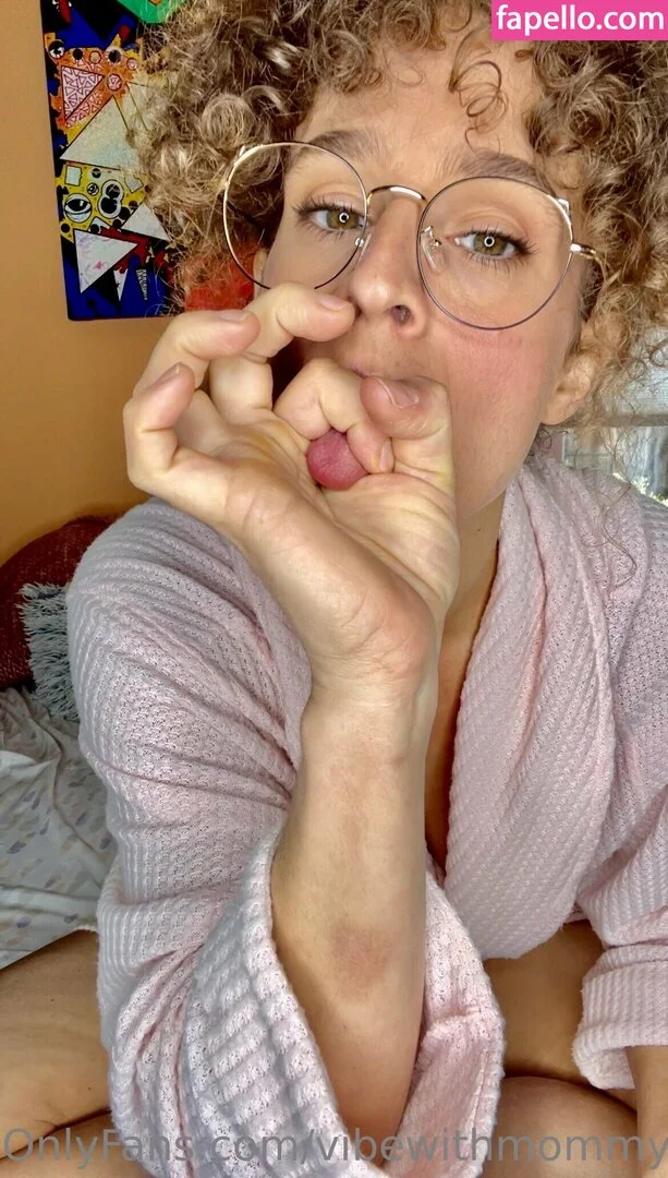 vibewithmommy Onlyfans Photo Gallery 