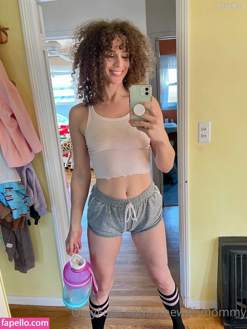 vibewithmommy Onlyfans Photo Gallery 