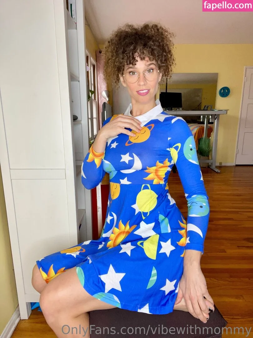 vibewithmommy Onlyfans Photo Gallery 