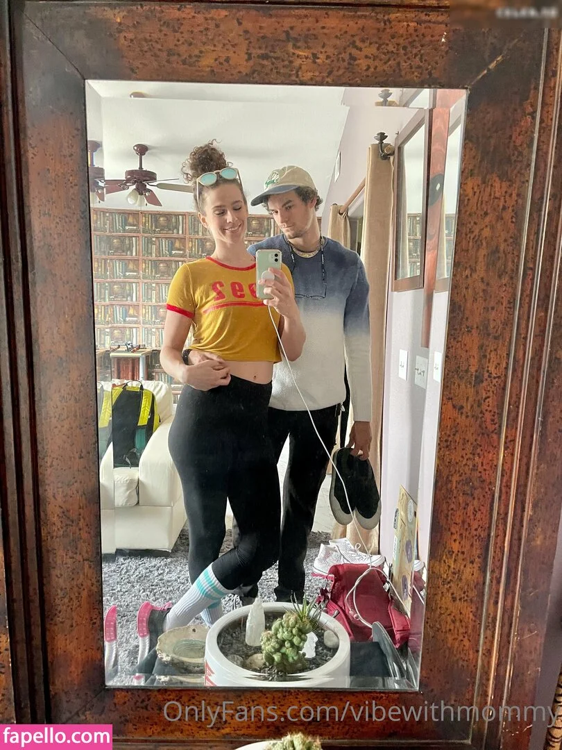 vibewithmommy Onlyfans Photo Gallery 