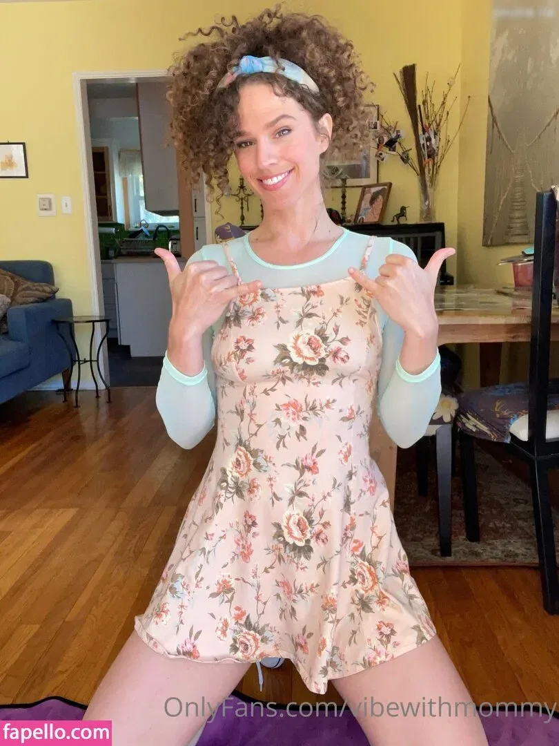 vibewithmommy Onlyfans Photo Gallery 