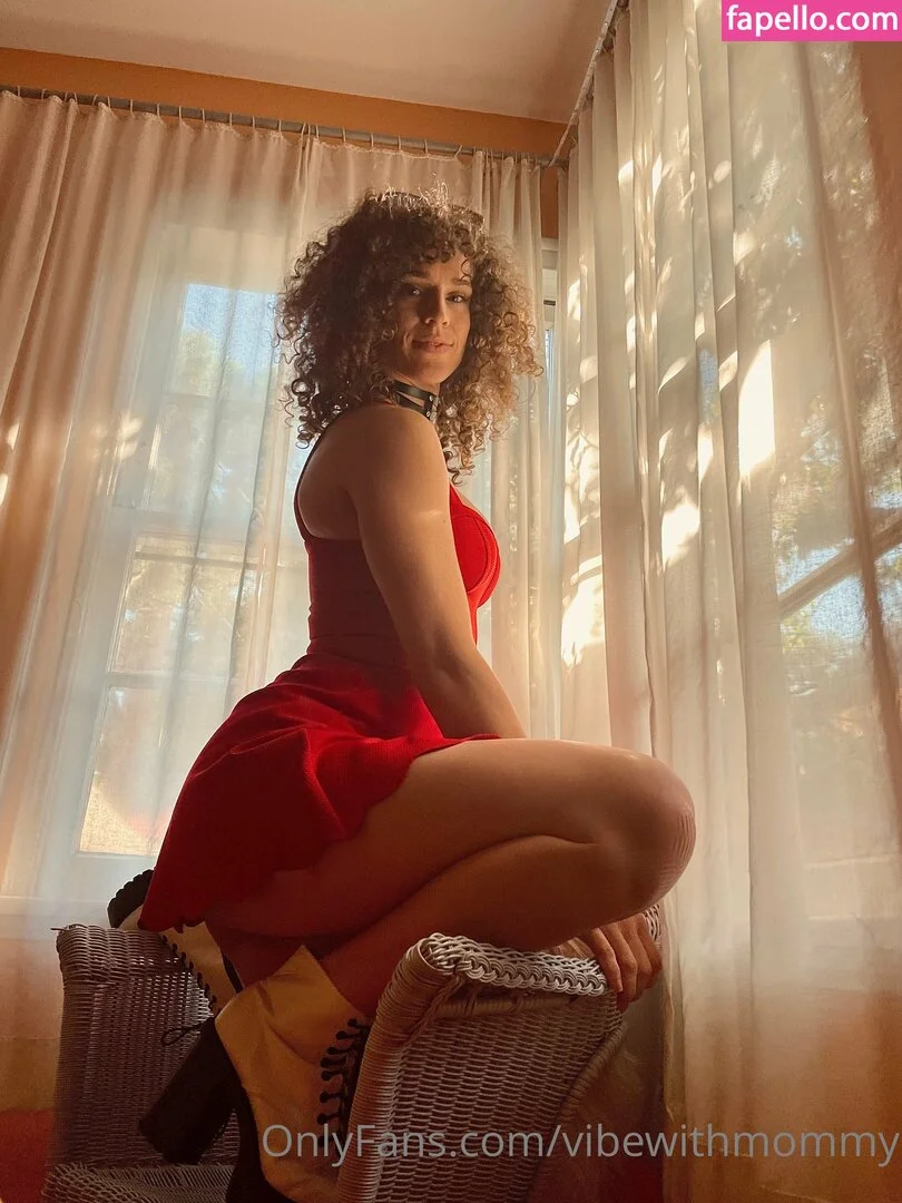 vibewithmommy Onlyfans Photo Gallery 