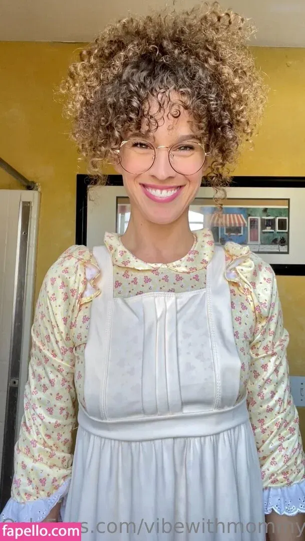 vibewithmommy Onlyfans Photo Gallery 