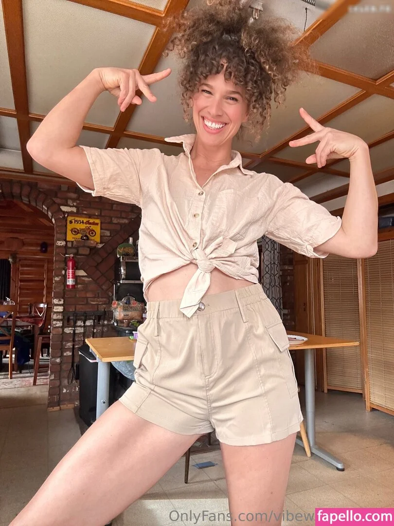 vibewithmommy Onlyfans Photo Gallery 