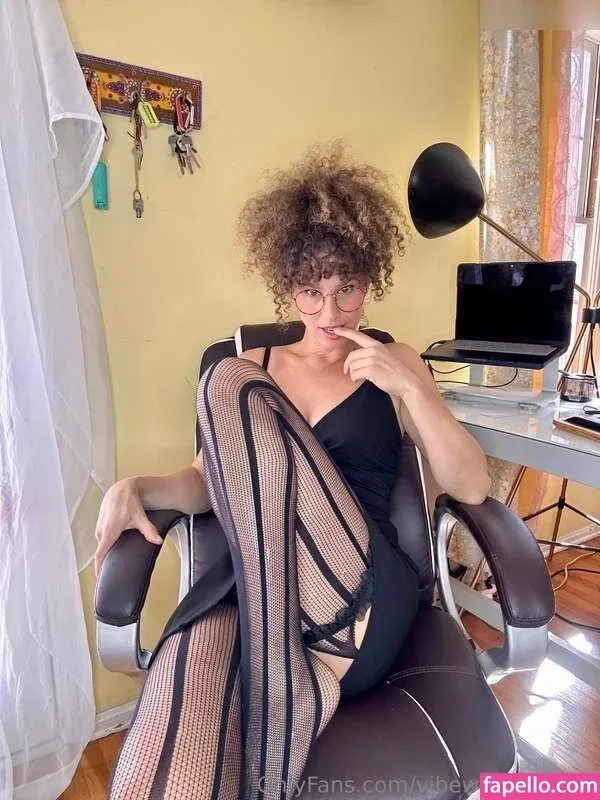 vibewithmommy Onlyfans Photo Gallery 