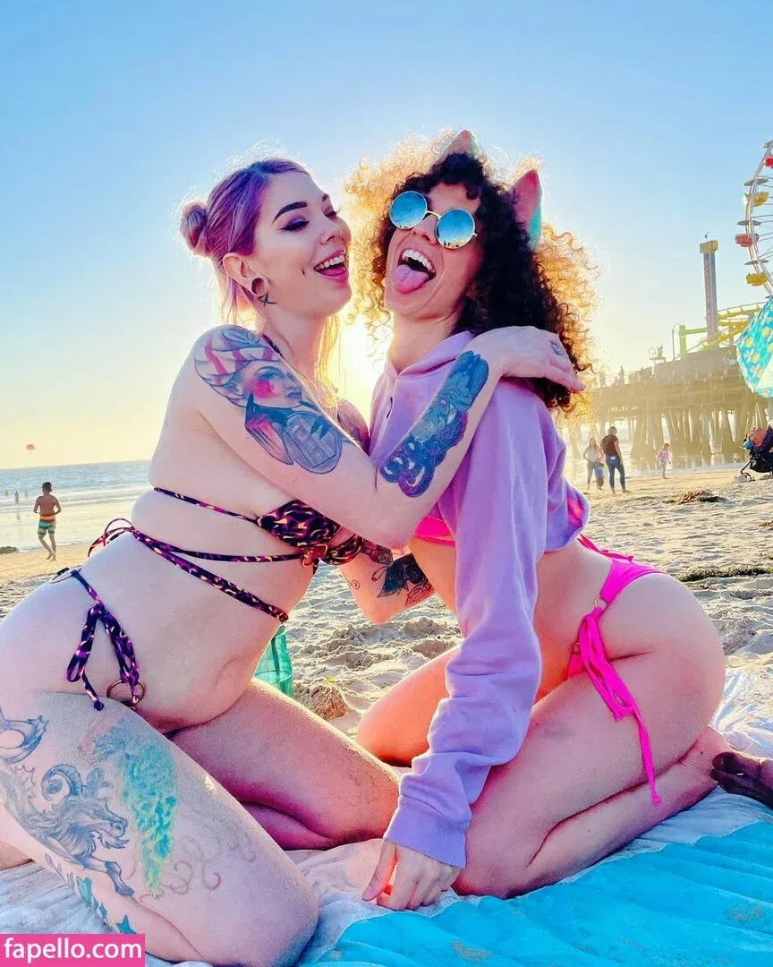 vibewithmommy Onlyfans Photo Gallery 