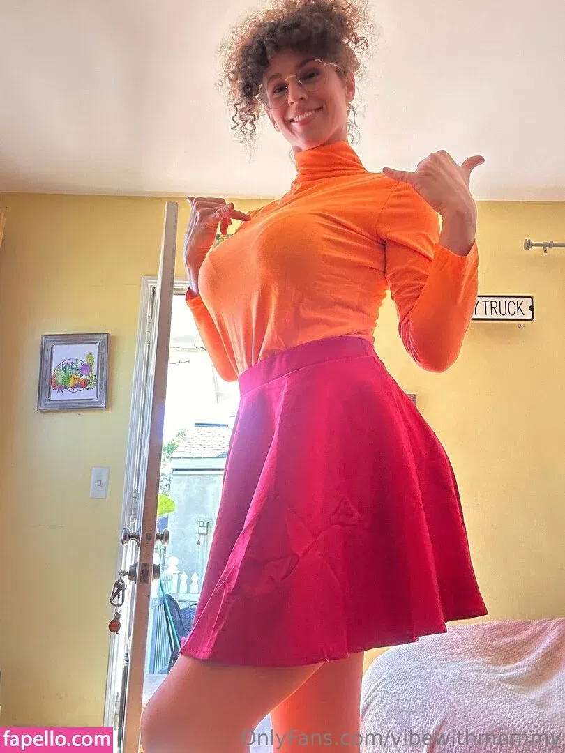 vibewithmommy Onlyfans Photo Gallery 