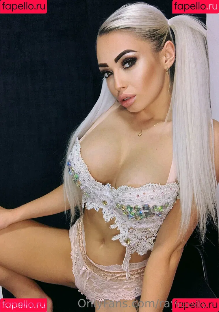 rayleeayla Onlyfans Photo Gallery 