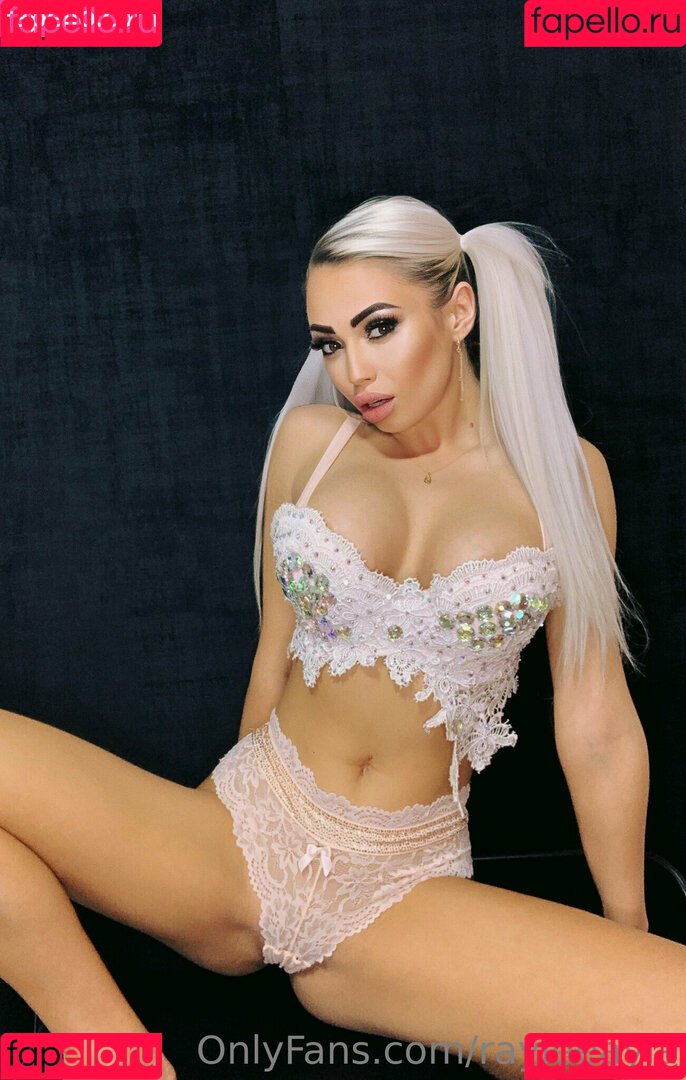 rayleeayla Onlyfans Photo Gallery 