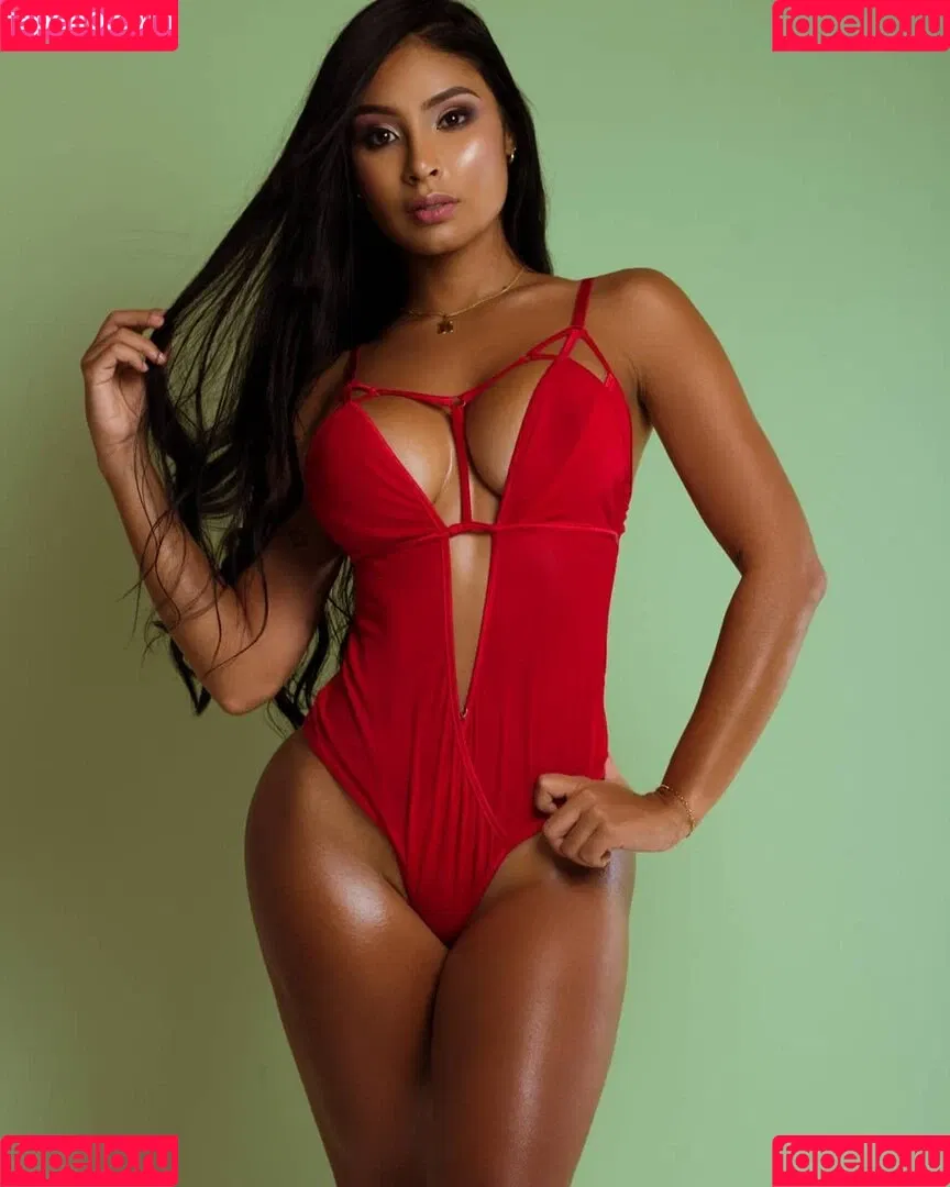 Karen Vasquez Onlyfans Photo Gallery 