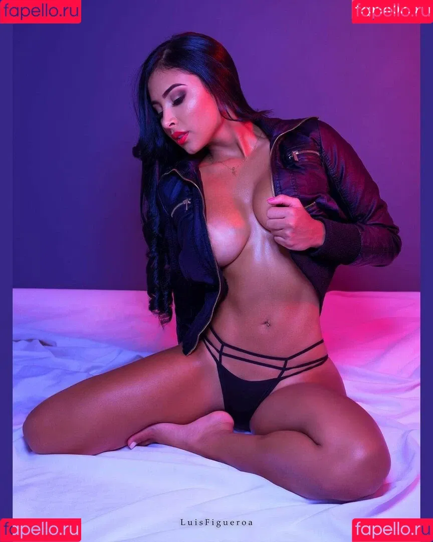 Karen Vasquez Onlyfans Photo Gallery 