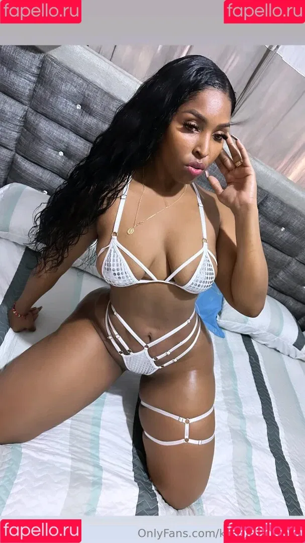 Karen Vasquez Onlyfans Photo Gallery 