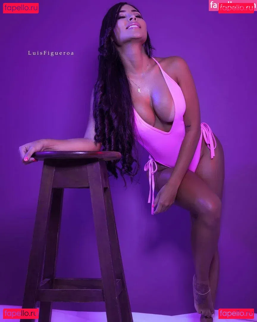 Karen Vasquez Onlyfans Photo Gallery 